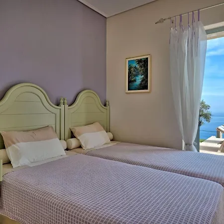 Kalyvia Beta Kalyvia, Private Infinity Pool & Sea Views *
