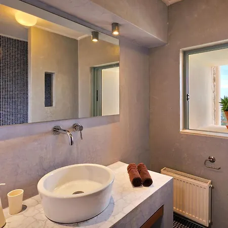 Kalyvia Beta Kalyvia, Private Infinity Pool & Sea Views Villa Skiathos Town