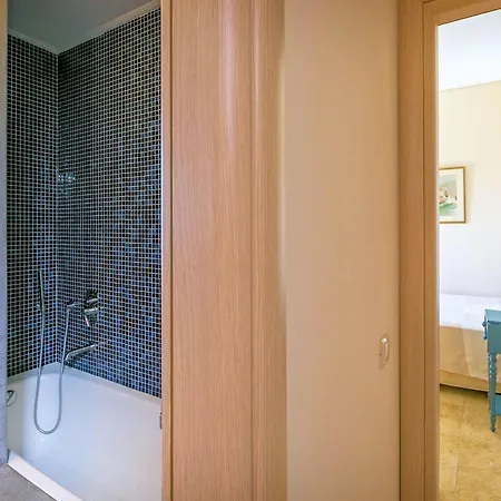 Kalyvia Beta Kalyvia, Private Infinity Pool & Sea Views *